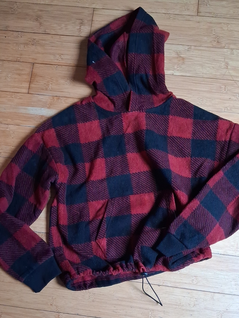 Women’s Red and Black Buffalo Plaid Hooded Fleece. Size Small. Juniors Fit.
